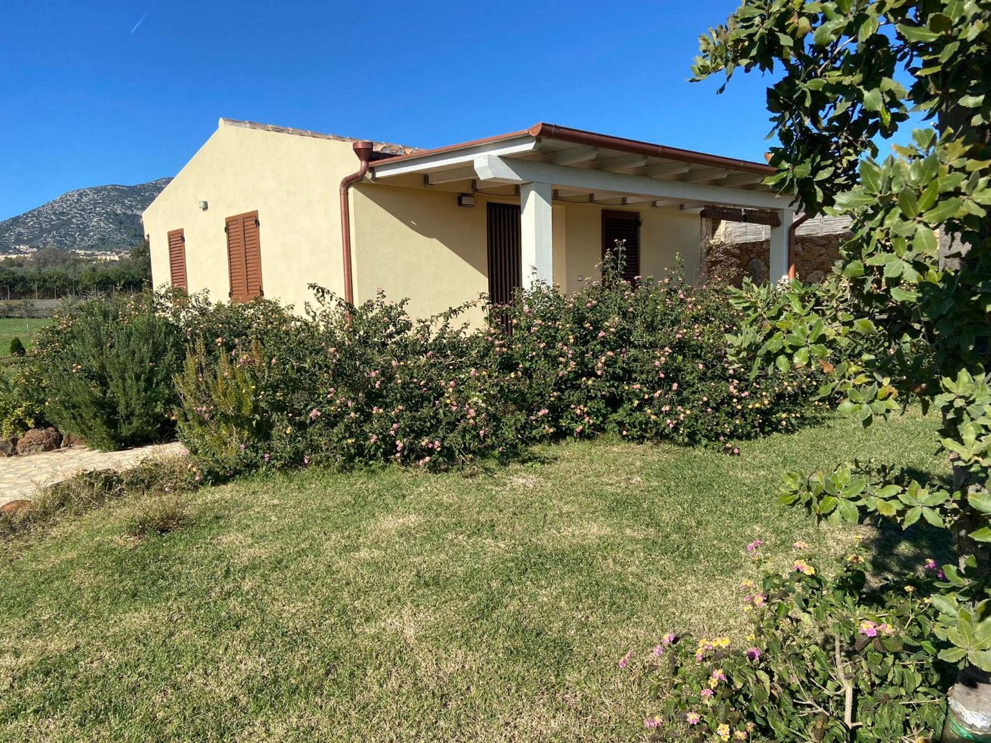 Villa Aratha Orosei Exterior photo